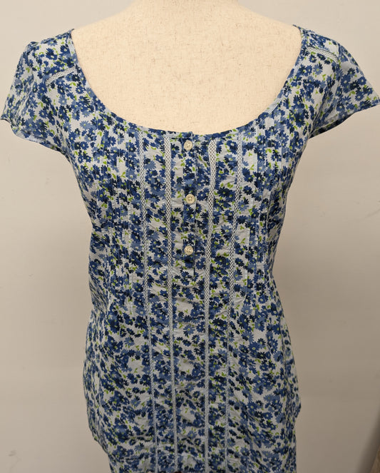 Old Navy medium blue floral blouse