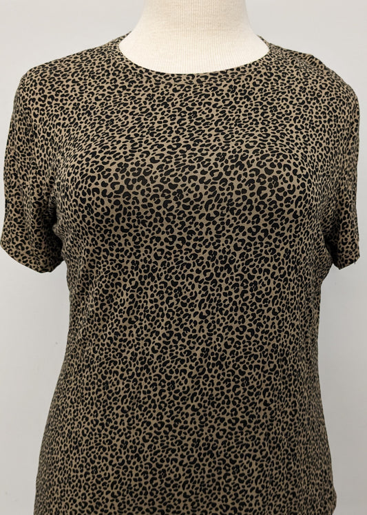 Old Navy XL "animal" print t-shirt