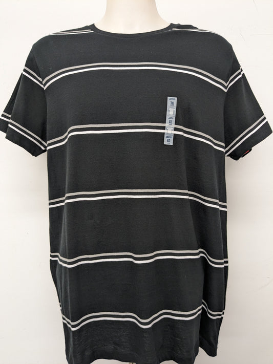 NEW! Old Navy XLG black crew shirt