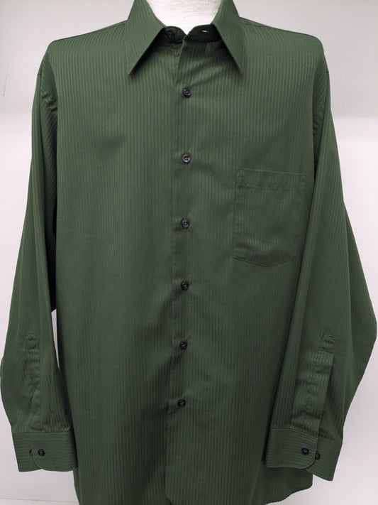 Van Heusen 1XL long sleeve green dress shirt