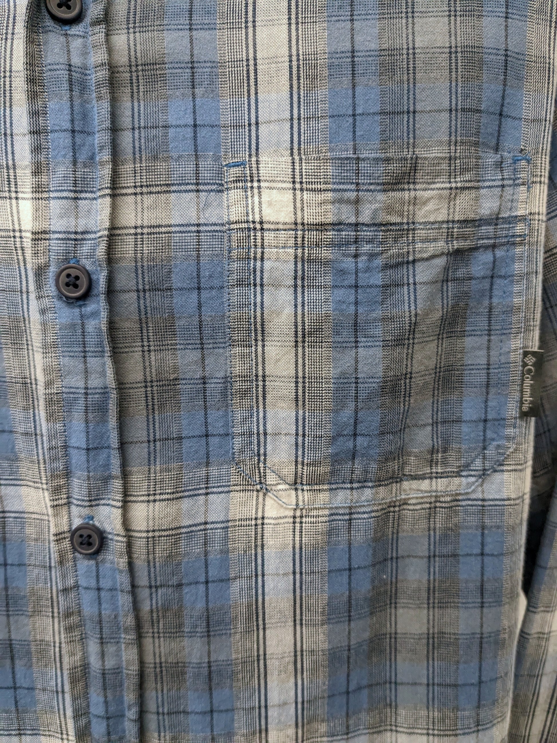 Columbia med. blue/grey plaid button up dress shirt