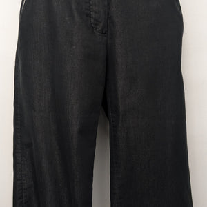 Willi Smith size 4 shiny black capri