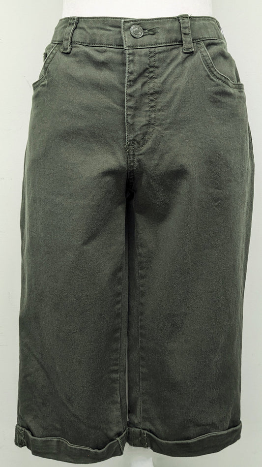 Croft & barrow size 4 denim green capri