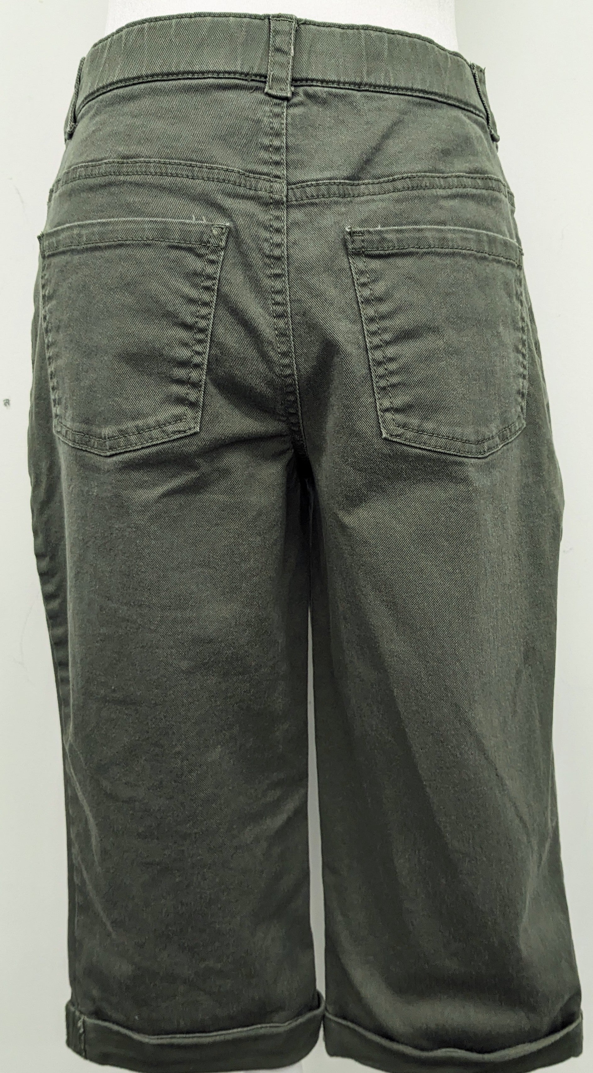 Croft & barrow size 4 denim green capri