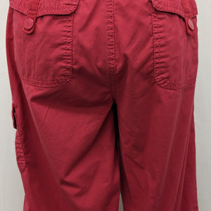 Gloria Vanderbilt size 12 petite red cargo capri