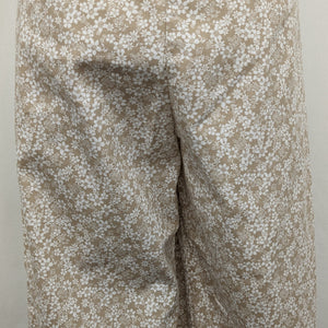 White Stag size 12 tan with white flower capri