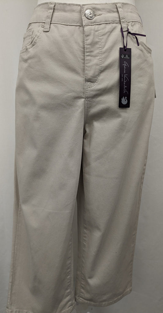 Gloria Vanderbilt size 10 capri