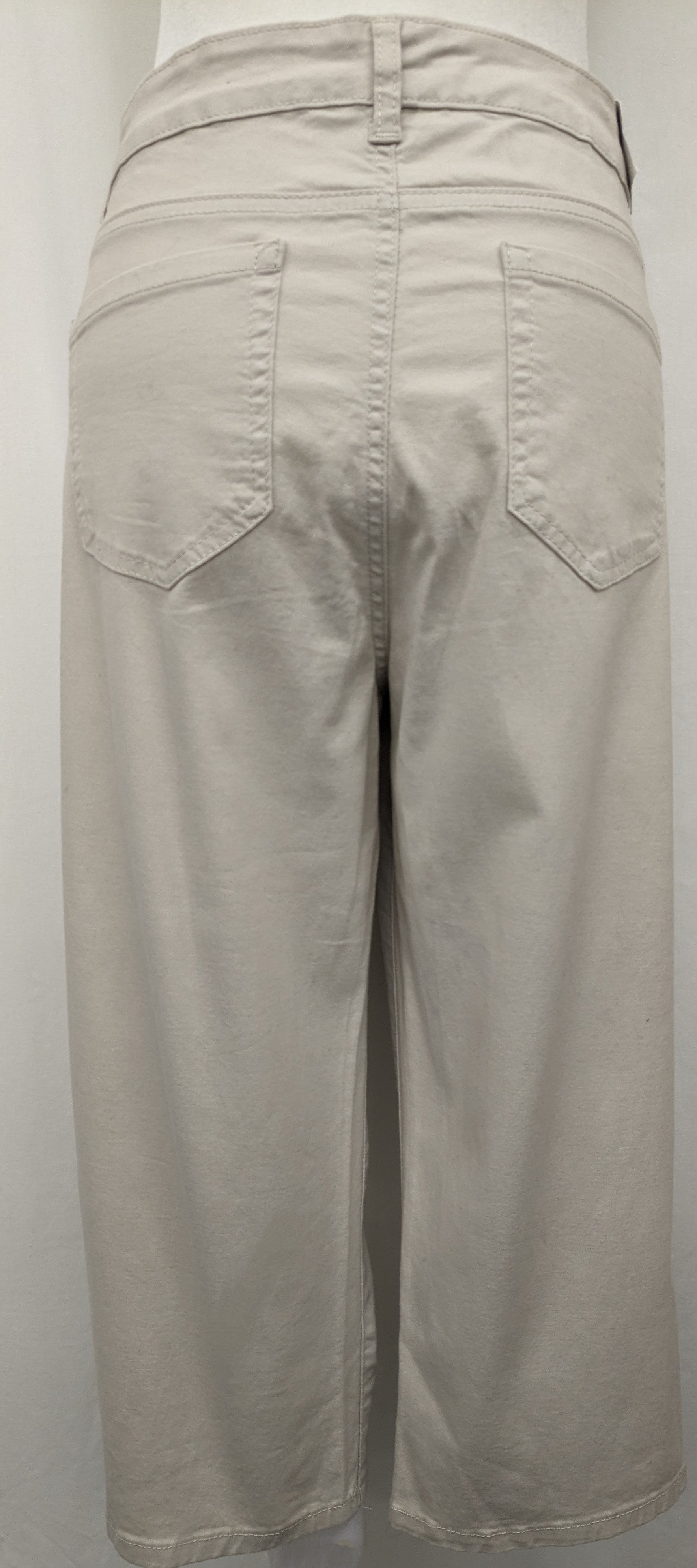 Gloria Vanderbilt size 10 capri