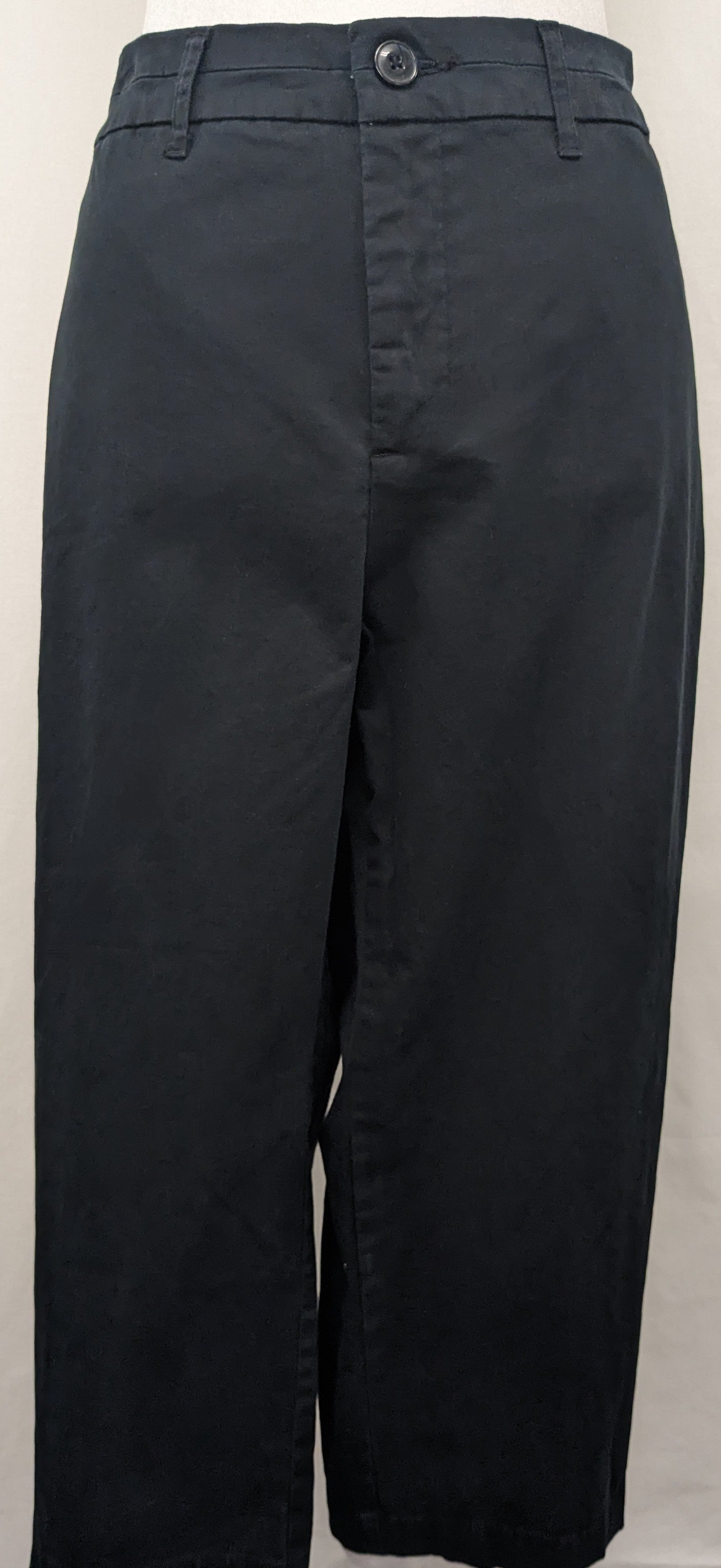 Croft & barrow size 16 black capri