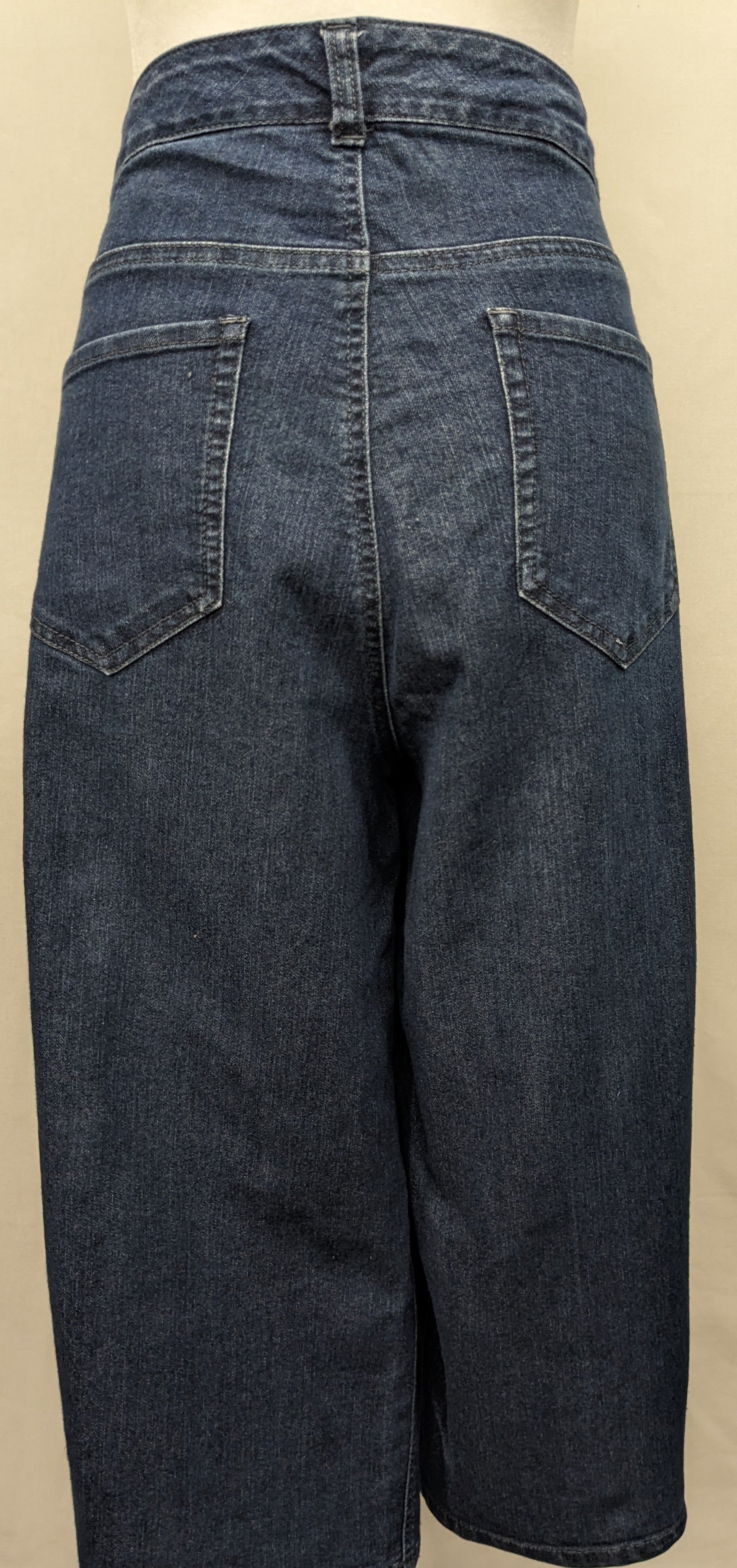 Faded Glory size 18 denim capri