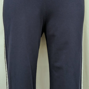 Fashion Bug XLG navy blue capri