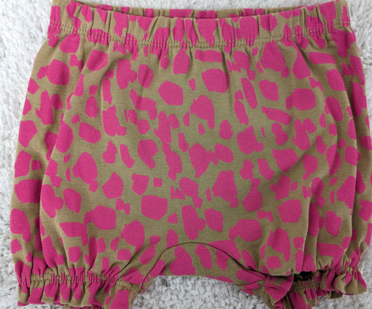 Okie dokie 12m tan shorts w/ pink spots