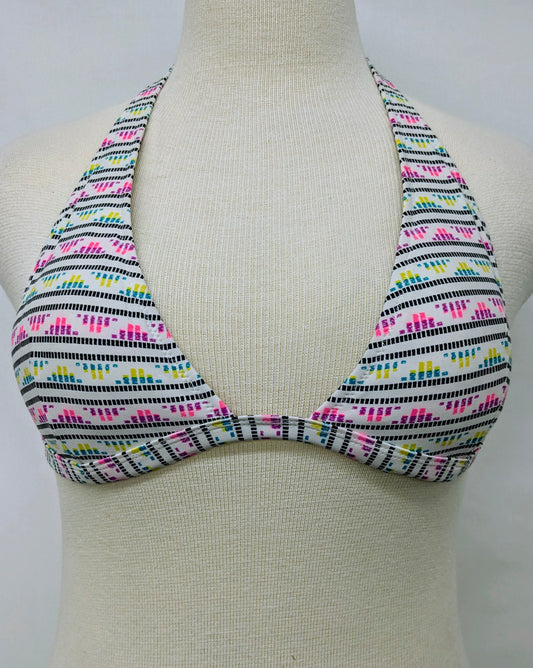 Old Navy XLG white swim top with color design