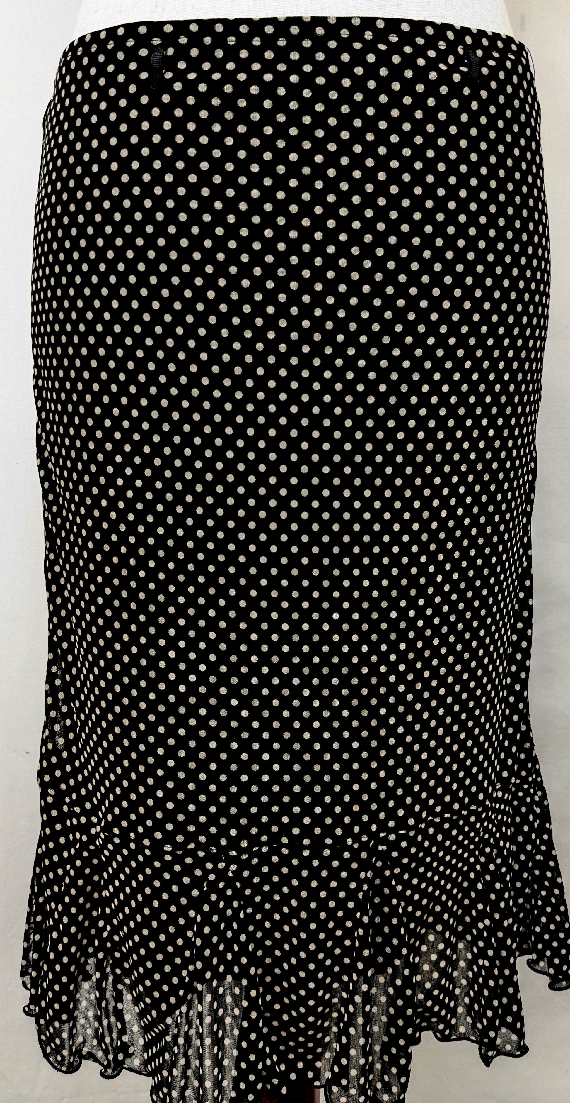 Express small black skirt w/ dots