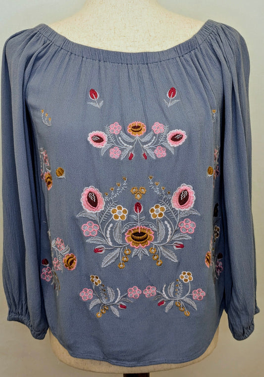 No Brand small blue long sleeve w/ flowers