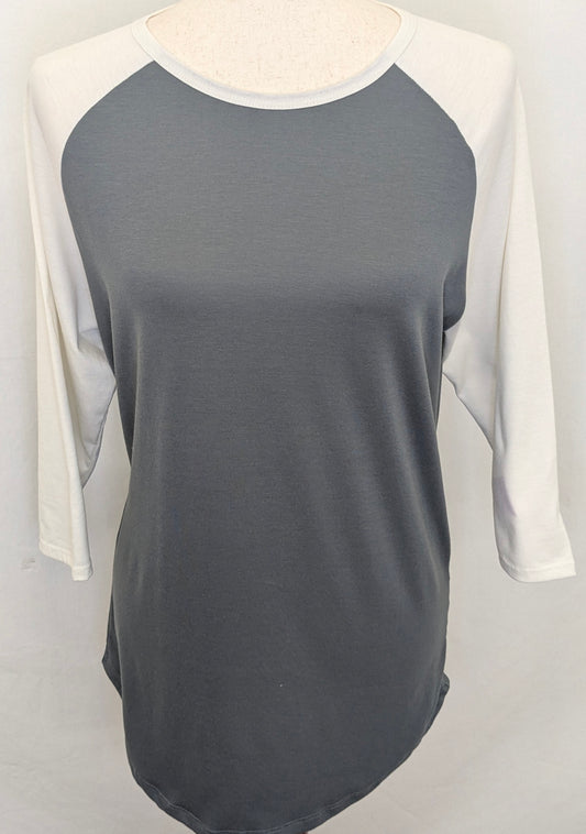 LuLaRoe small grey top w/ white sleeves